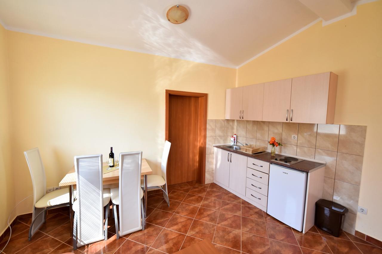 Apartmani Stanisic Čanj Exteriör bild