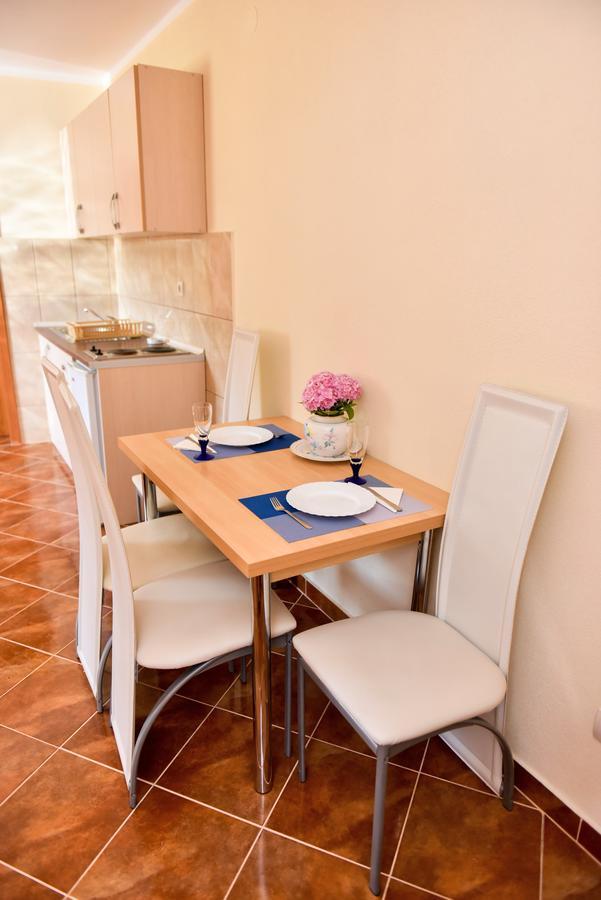 Apartmani Stanisic Čanj Exteriör bild
