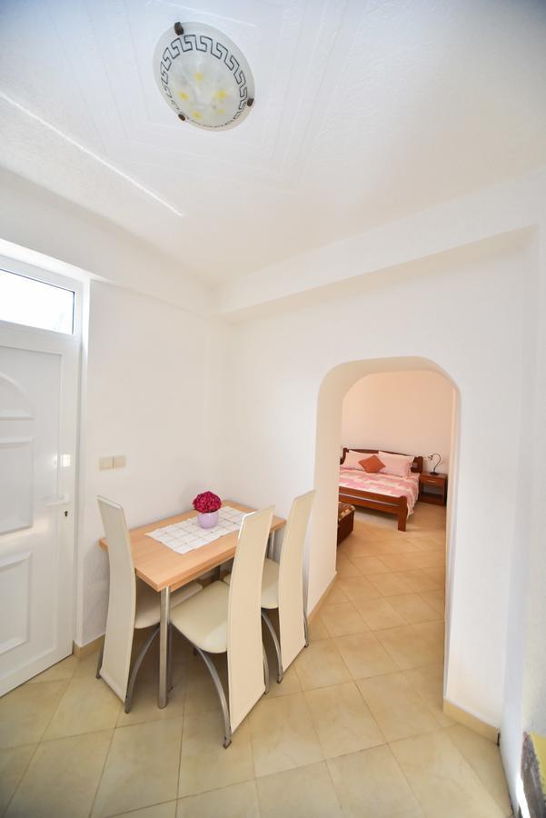 Apartmani Stanisic Čanj Exteriör bild